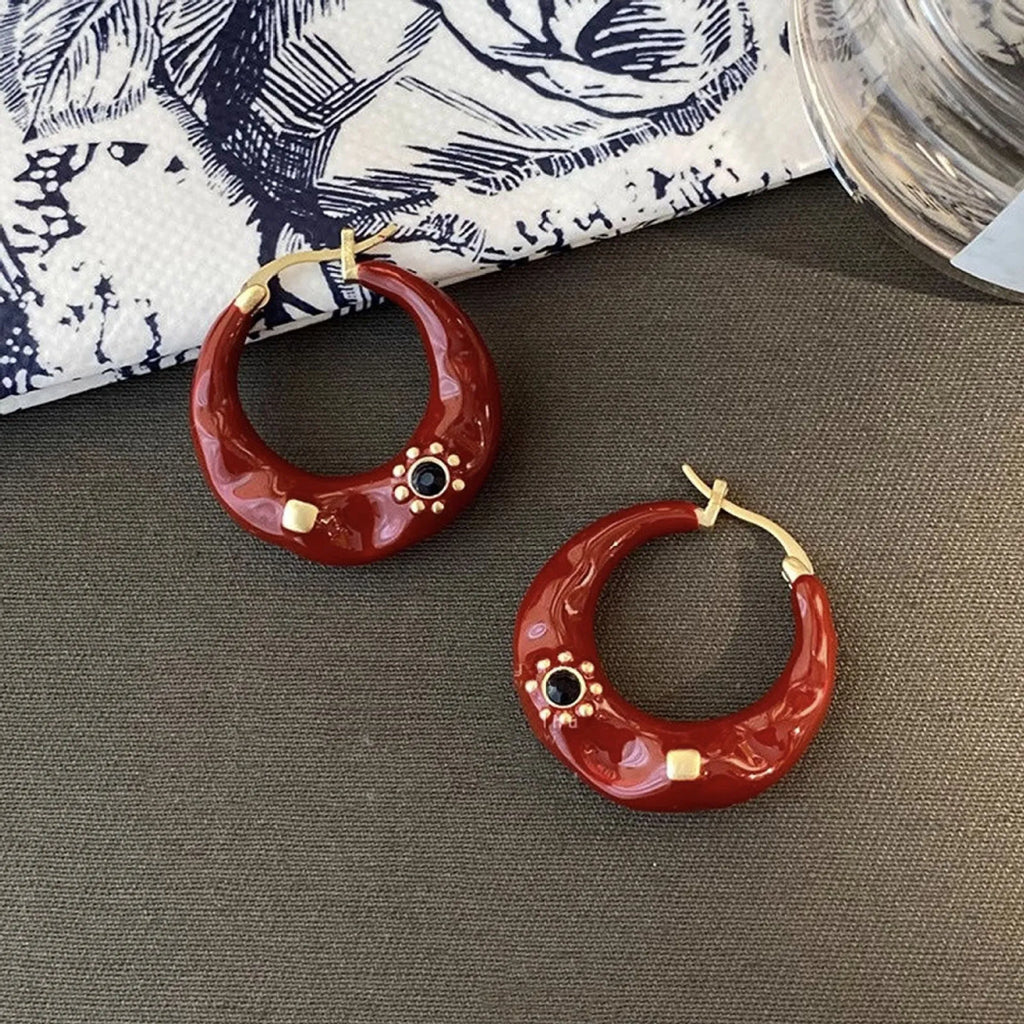 Retro style alloy ear studs with rhinestone decoration in black and red colours