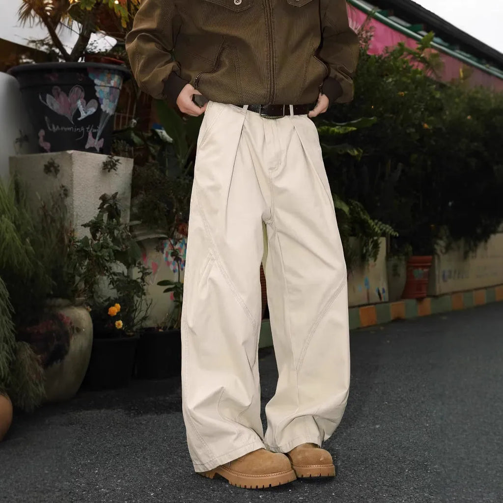 Men's straight cut pleated trousers in apricot colour with elastic waistband