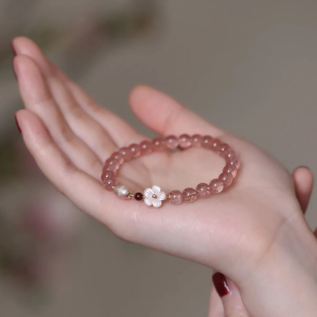 Strawberry quartz peach blossom crystal bracelet for women with flower design and adjustable sizing
