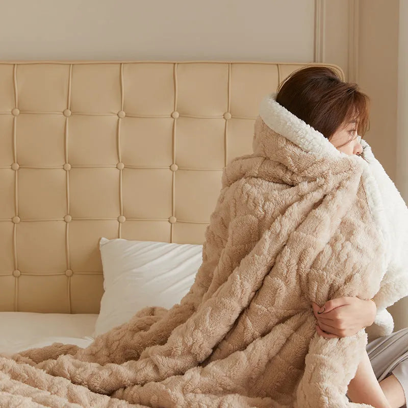 Winter thermal flannel blanket in polyester taffeta measuring 180x200cm available in nine colours