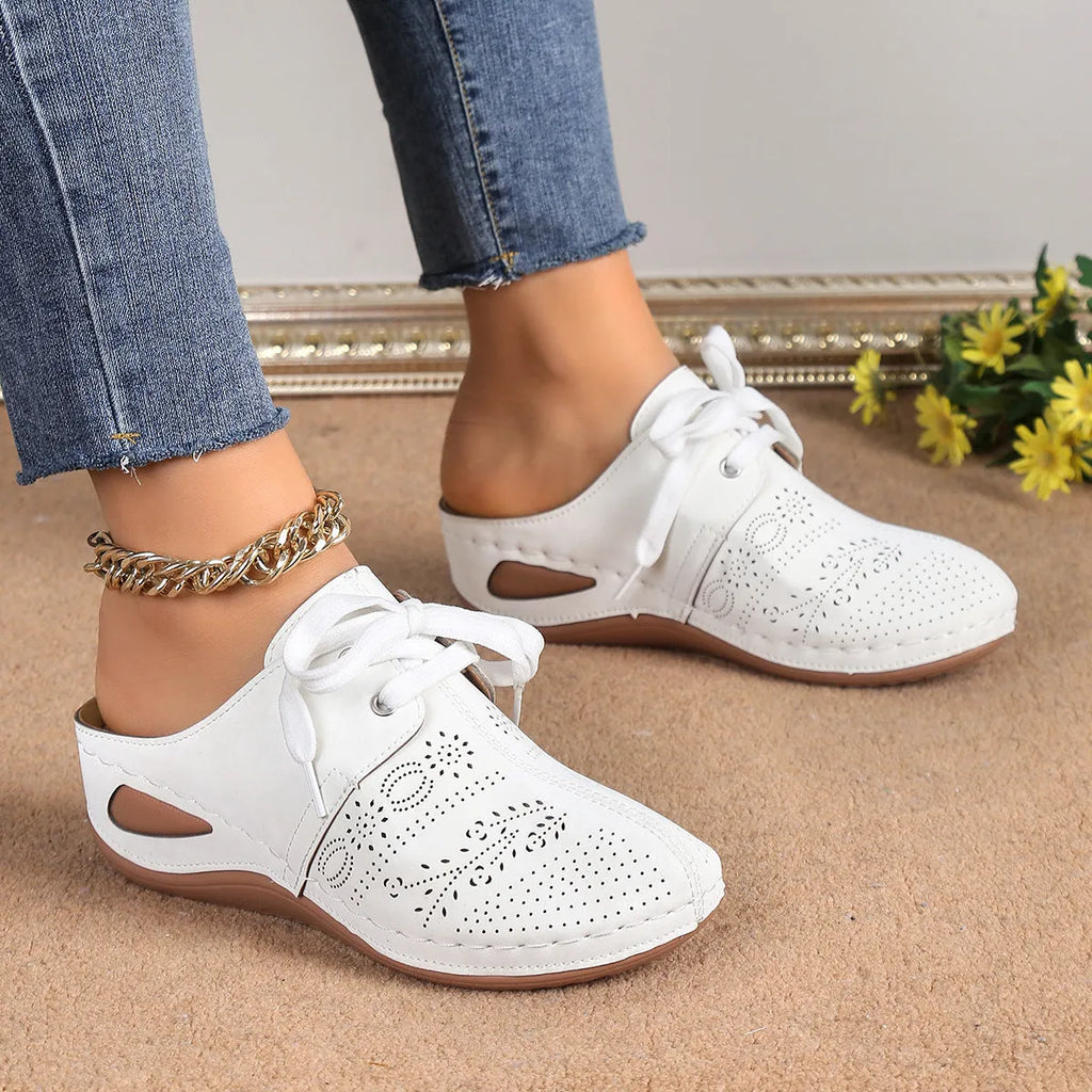 Women's summer lace-up slippers with hollow out wedges in suede upper with rubber soles