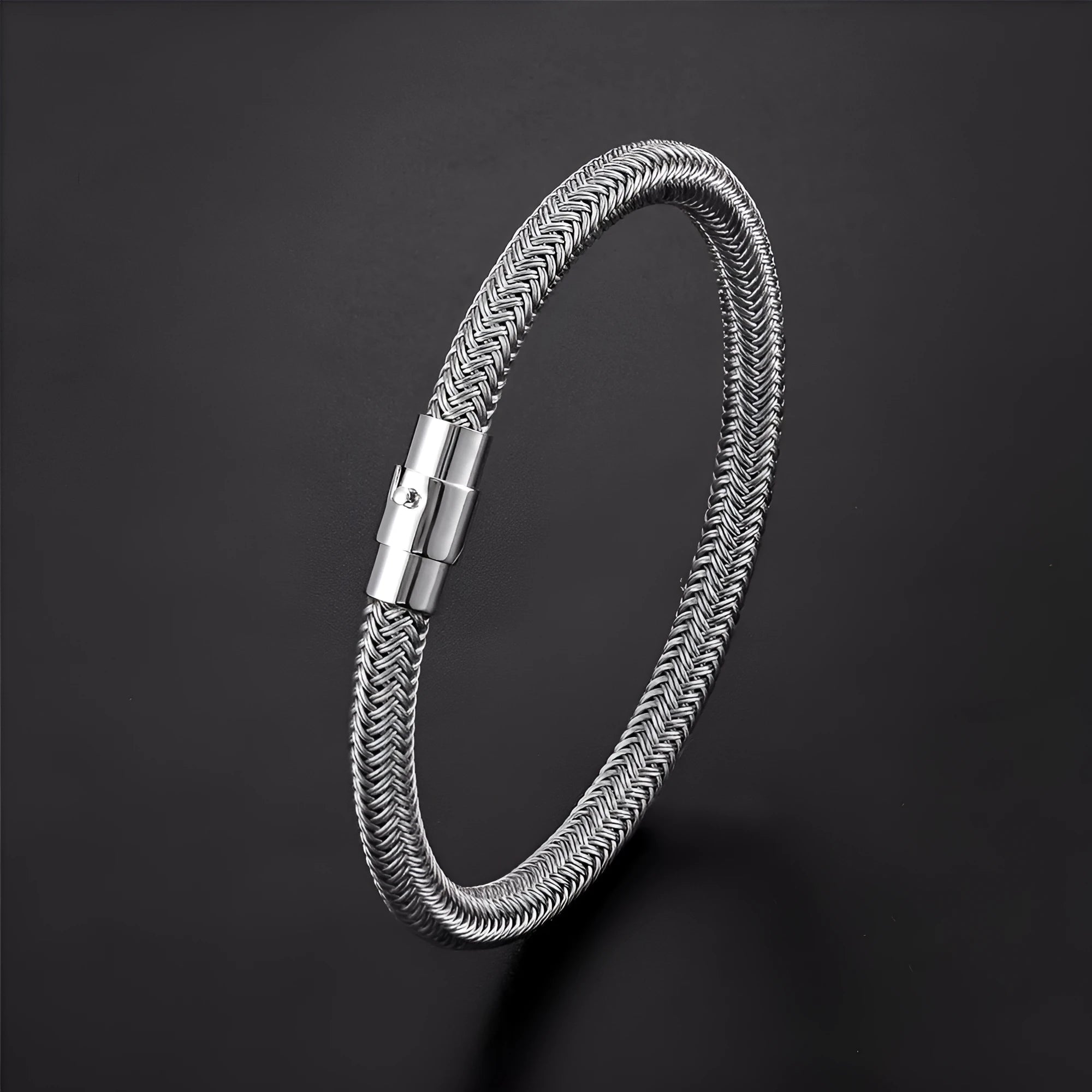 Titanium steel wire bracelet with magnetic clasp and geometric charm in unisex boyfriend style