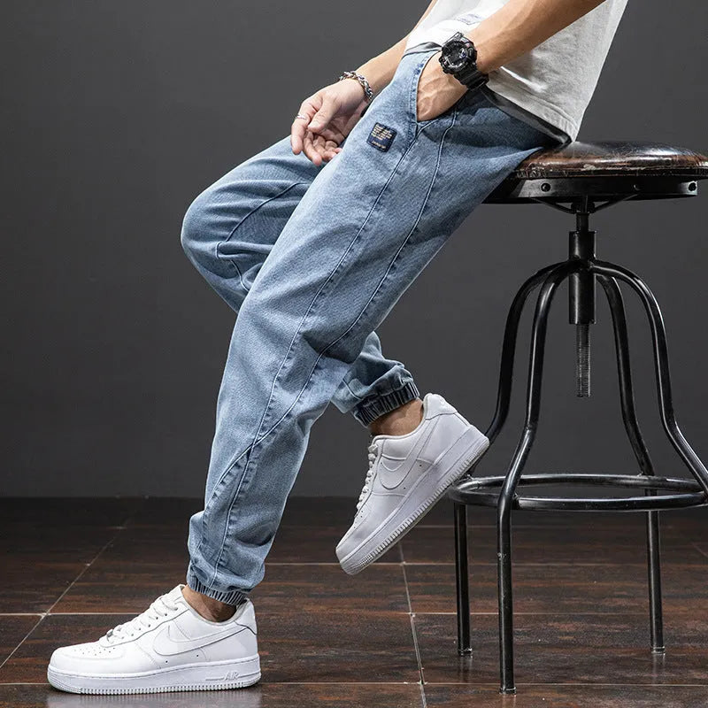 Men's straight-leg cargo jeans in Korean style with micro-elastic cotton fabric