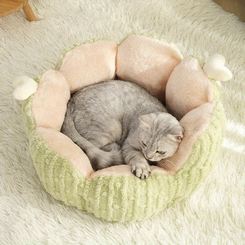 Soft purple cat litter kennel enclosure with removable cushion shown next to size comparison