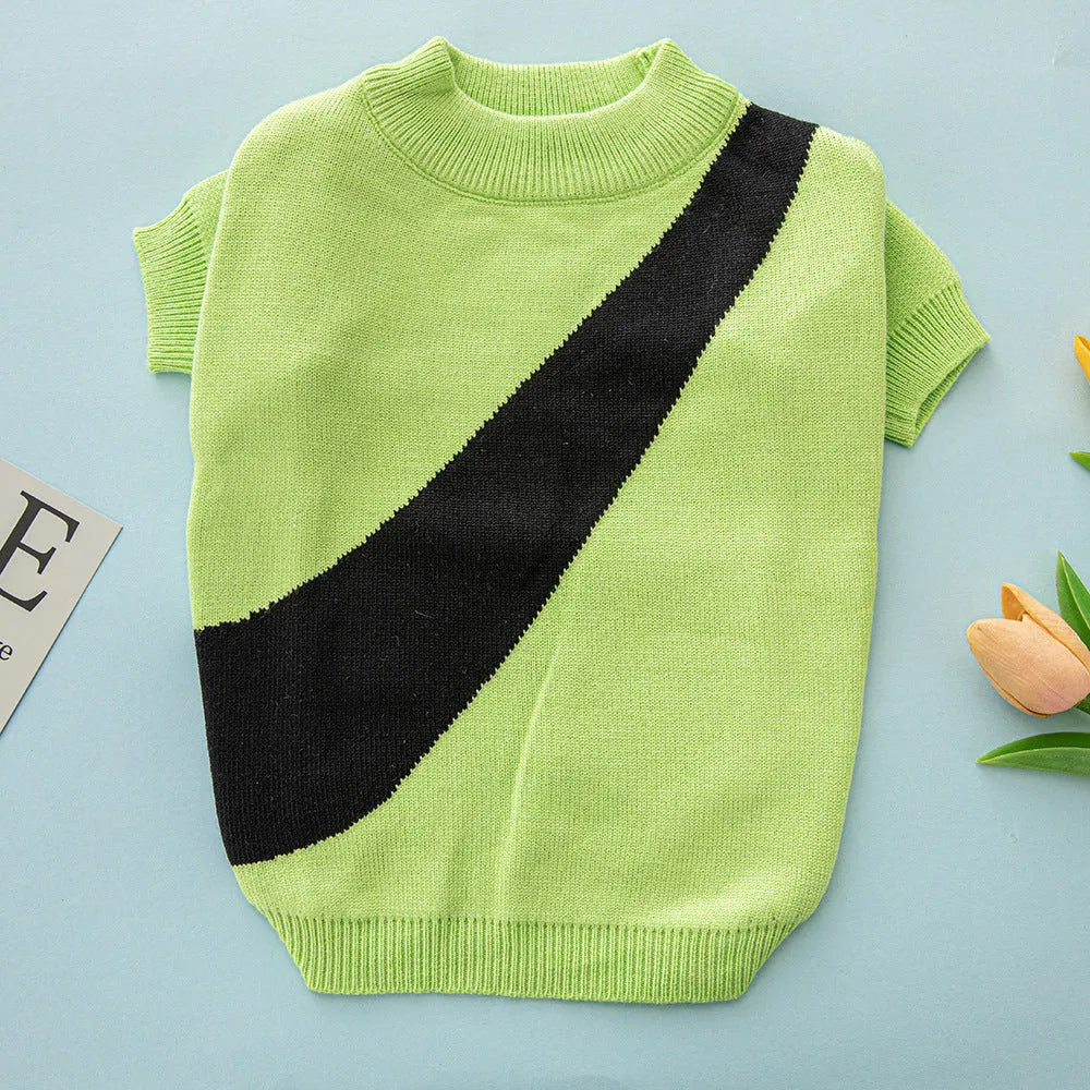 Casual wool dog sweater for Corgis and Poodles in various colours and sizes.