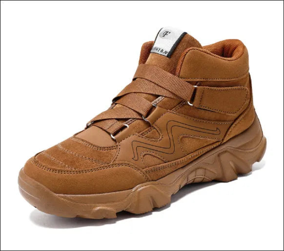 Men's casual shoes in multiple colours with European sizing from 39 to 49