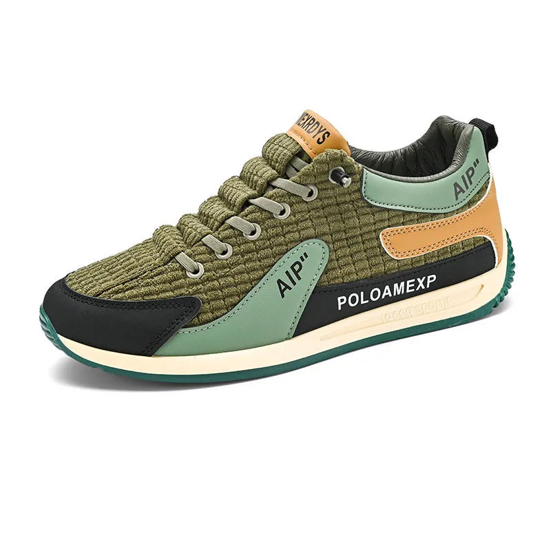 Men's low-top green mesh running shoes with white laces on a grey sole