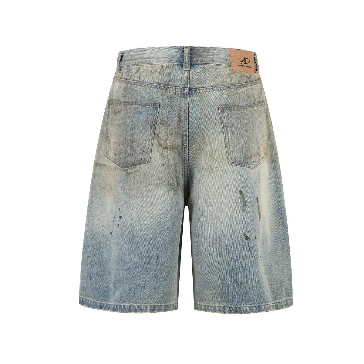 Cropped blue denim jeans with straight-leg design and zip fly on street fashion model