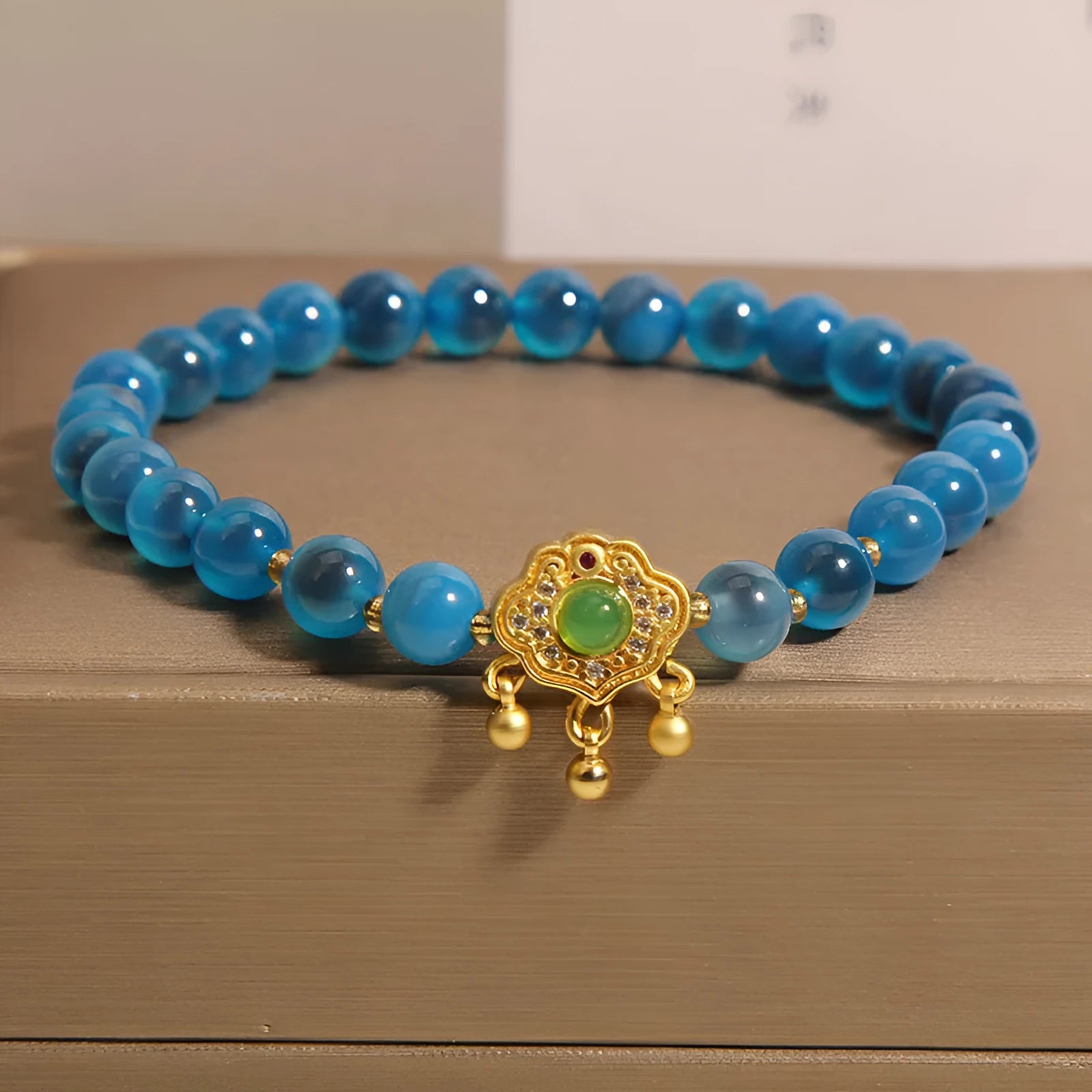 Blue sugar heart agate crystal bracelet with safety lock pendant for women