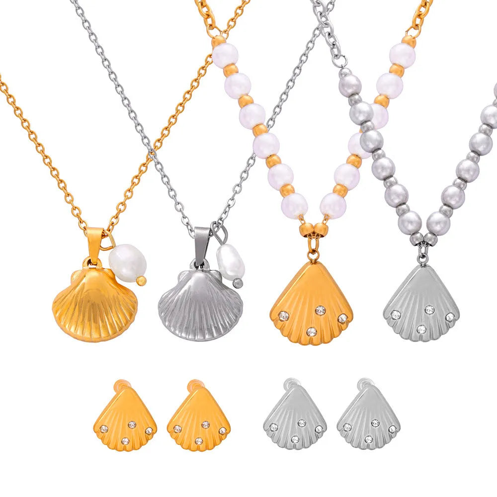 French vintage shell design women's necklace with jewelled pendant and freshwater pearl beads on O-shaped titanium steel chain