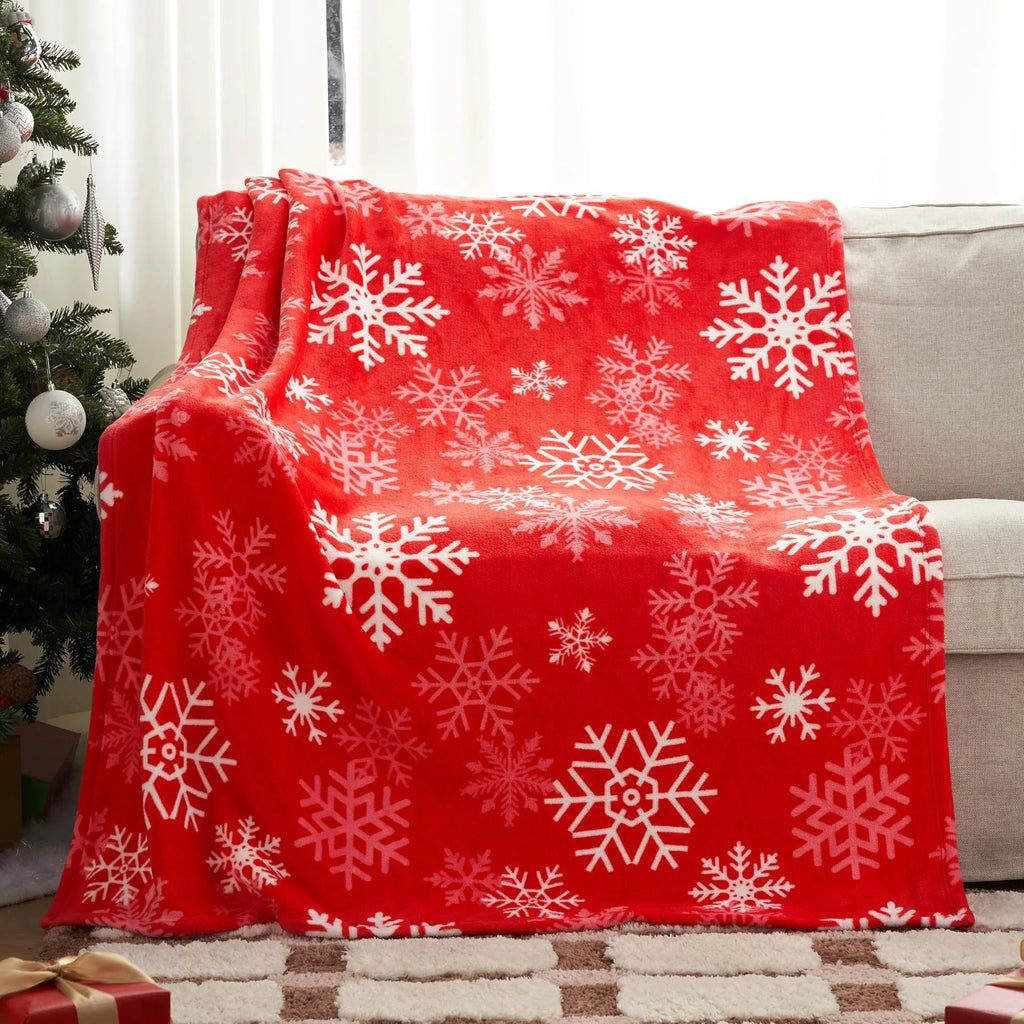 Polyester fibre Christmas blanket in American style with soft flannel texture