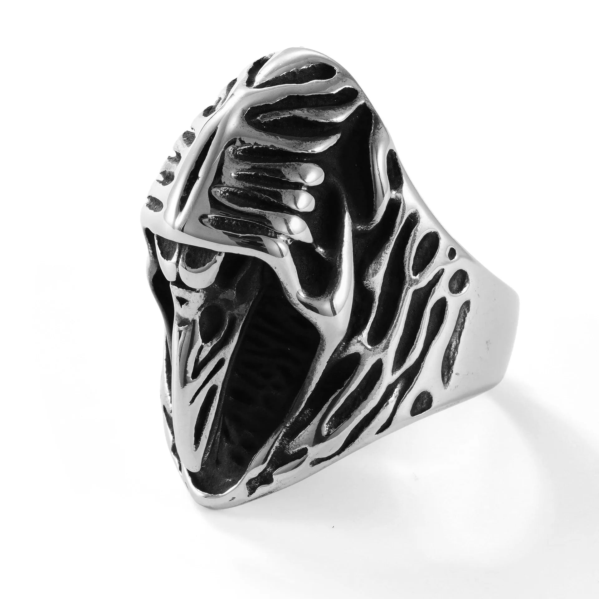 Crow geometric punk ring in titanium steel with retro MR166 colour, sizes 18-22