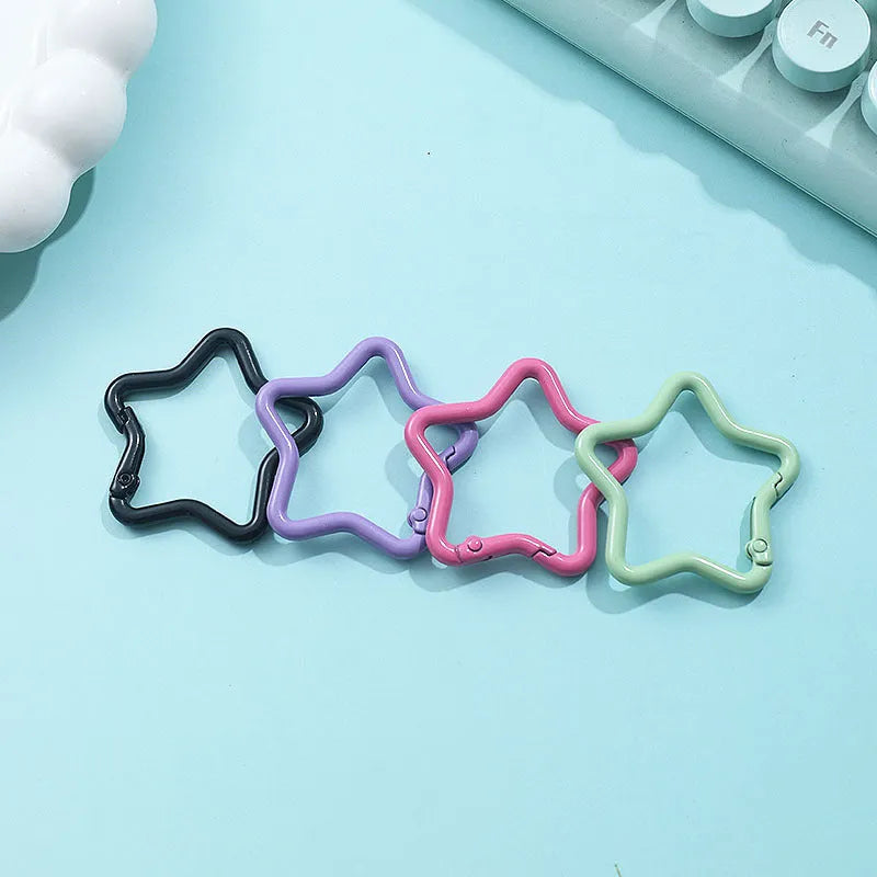 Zinc alloy five-pointed star keychain in multiple colour options for backpack decoration