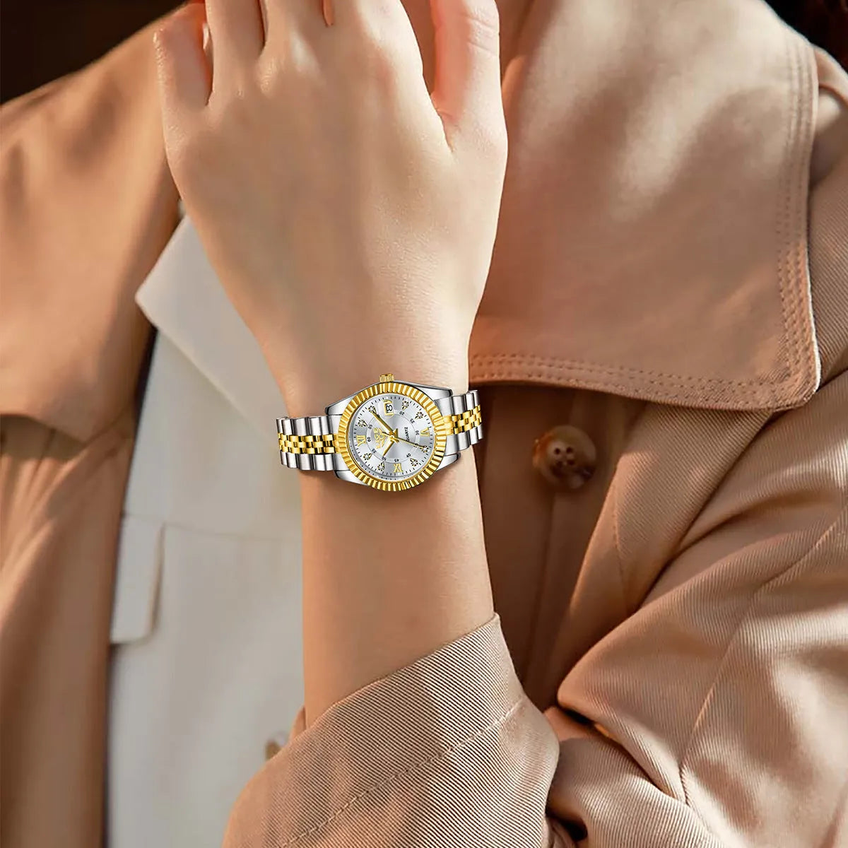 Waterproof women's fashion quartz watch with 10mm thickness in gold and silver colour variations
