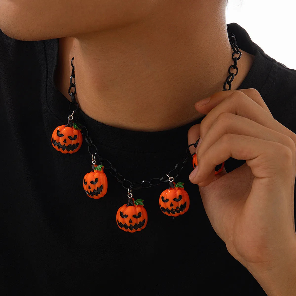 Halloween ghost pumpkin necklace with acrylic cartoon pendant on plastic chain in mixed colour 06705