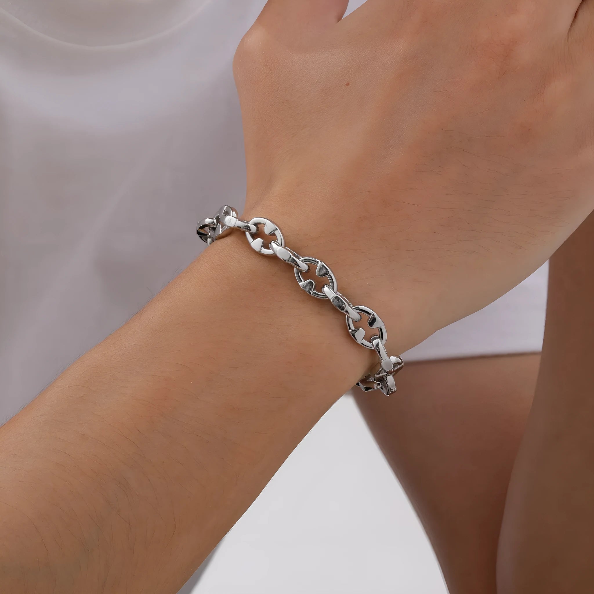 Handmade stainless steel thick geometric chain bracelet for men, unisex hip hop jewellery.