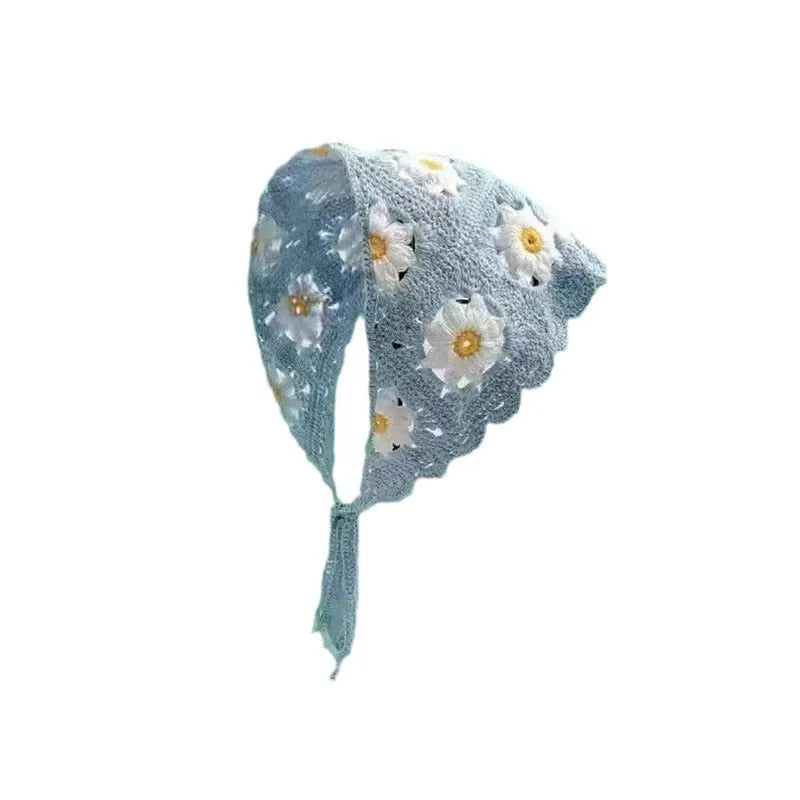 Women's cotton triangular headscarf with floral pattern in retro style for autumn winter wear
