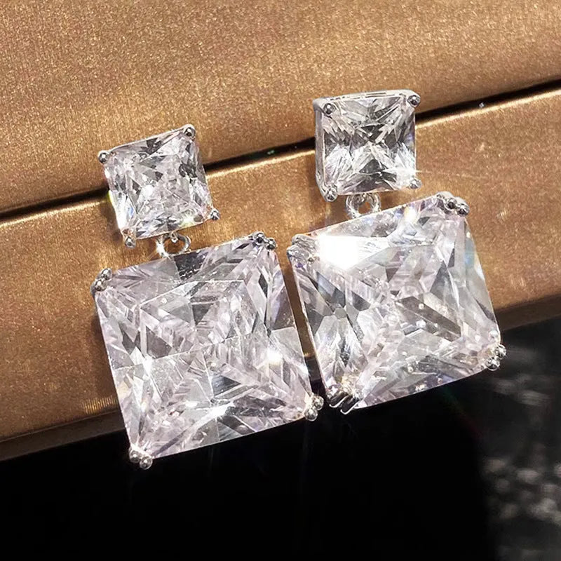 Copper geometric square earrings with quadrilateral design in white gold or gold colour