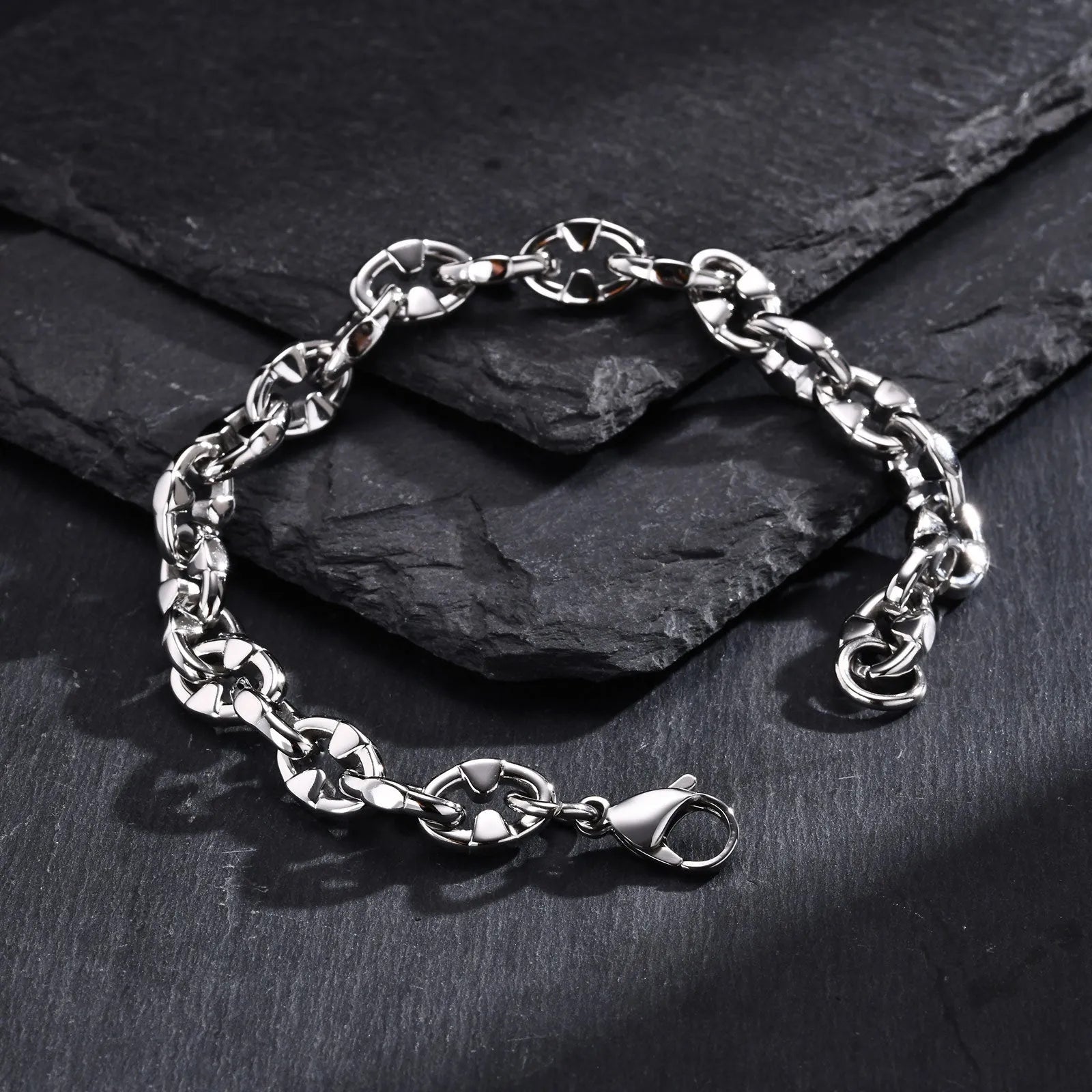 Handmade stainless steel thick geometric chain bracelet for men, unisex hip hop jewellery.