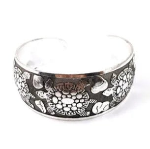 Carved open Miao silver bracelet with Roman shape design in turtle or elephant colour