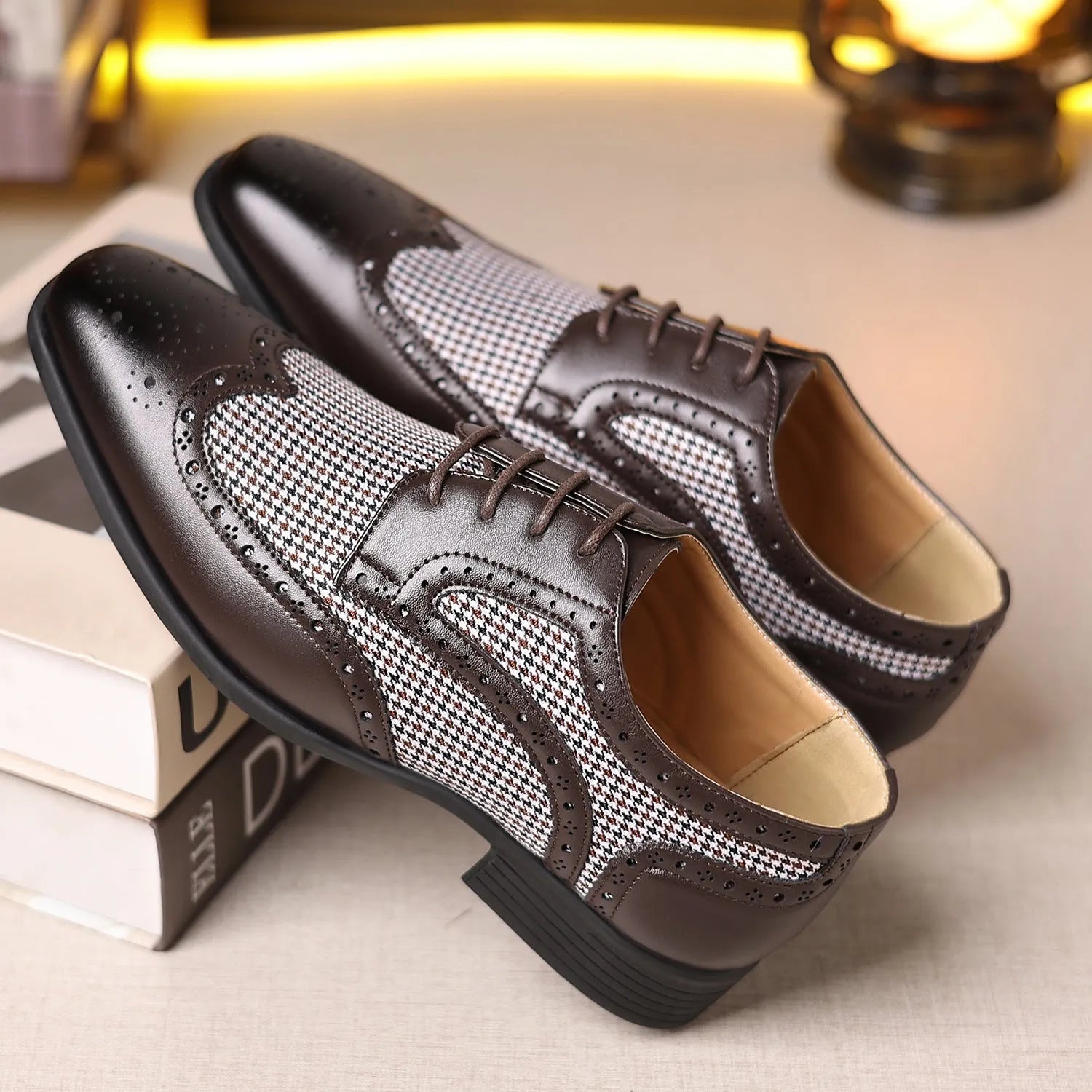 Men's imitation houndstooth plaid casual shoes with canvas upper and lace-up front, shown in available colours.