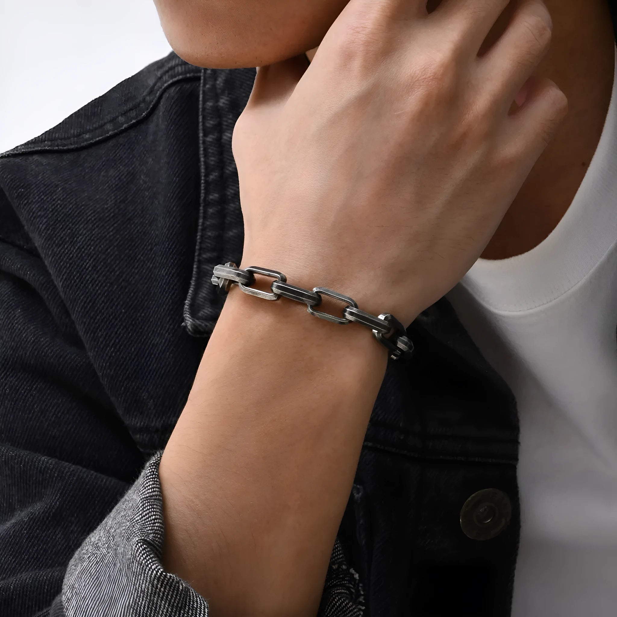 Men's titanium steel square chain bracelet in electroplated steel, gold, black or retro colour