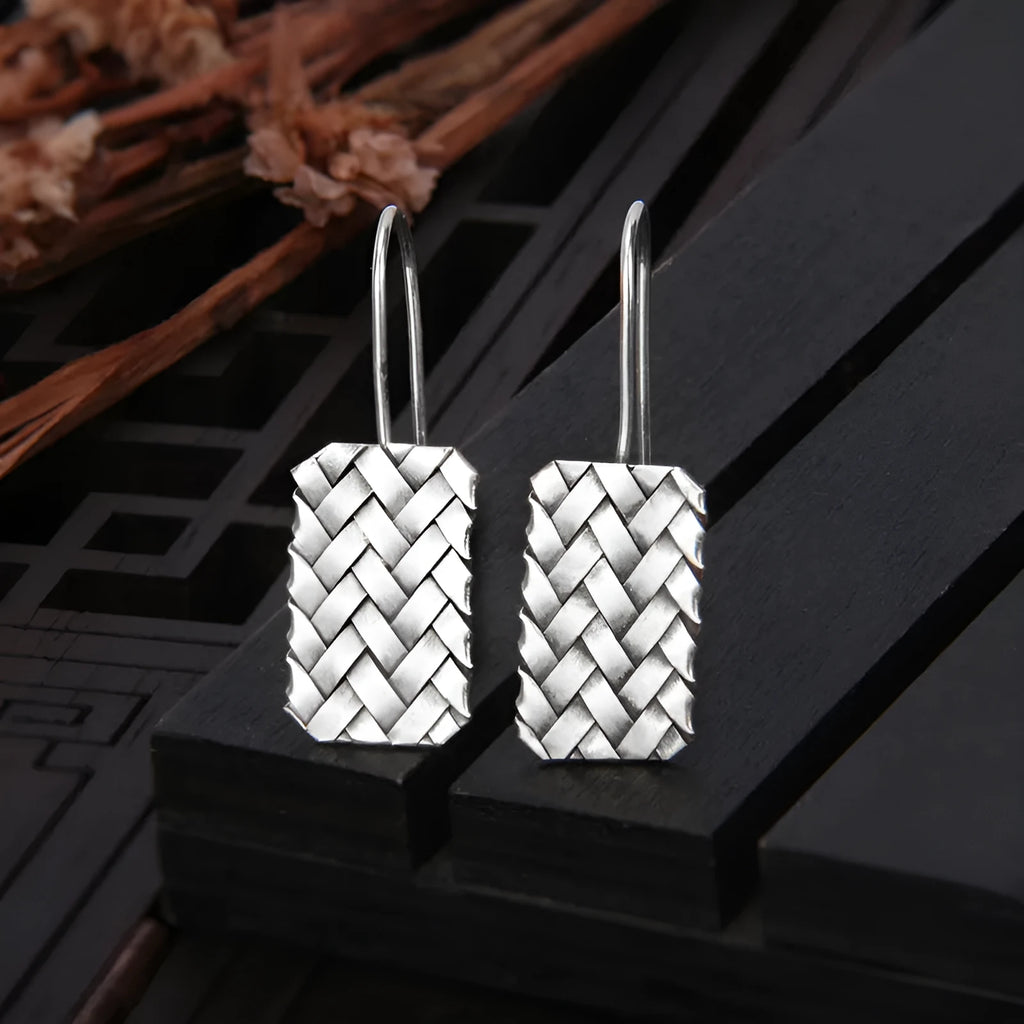 925 silver geometric diamond plaid earrings measuring 17.5mm x 11mm