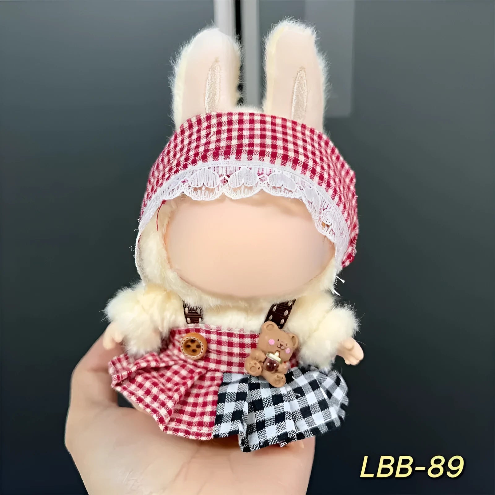 Plastic doll costume for 17cm vinyl figurines with LBB series style options