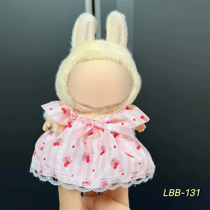 Plastic doll costume for 17cm vinyl figurines with LBB series style options