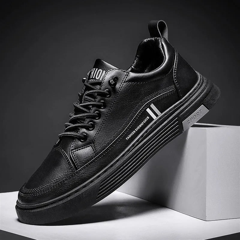 Men's low-top skateboard shoes with elastic band in white or black colour with stitching details