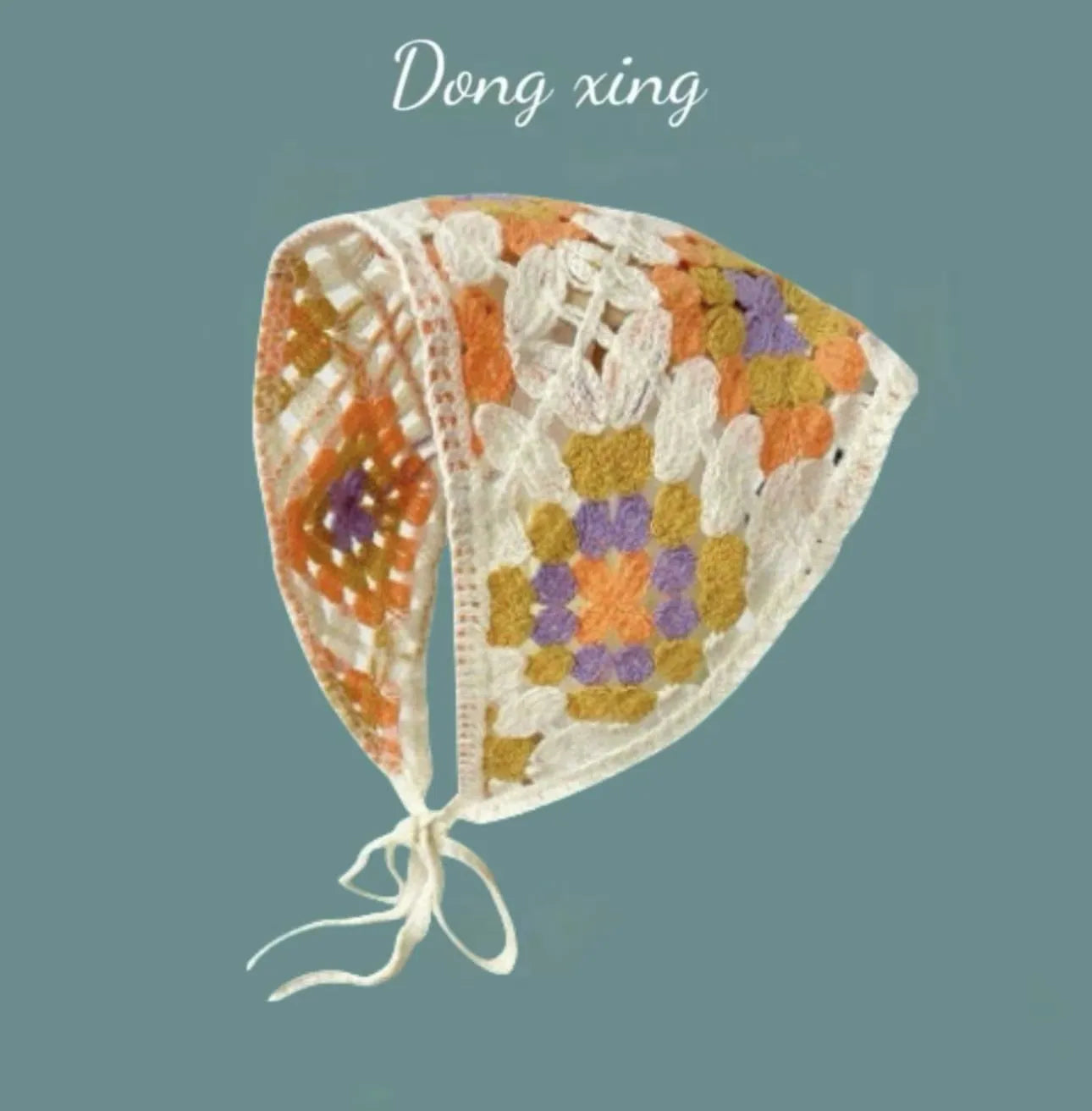 Women's cotton triangular headscarf with floral pattern in retro style for autumn winter wear