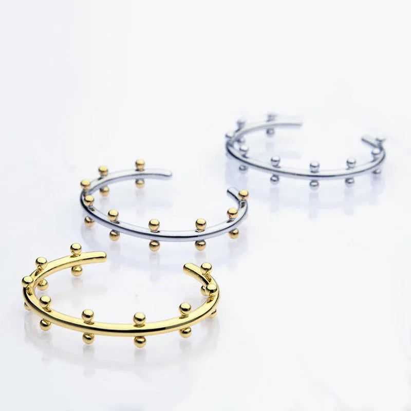 Stainless steel rivet texture C-shaped bean beads personality bracelet with alloy bracelet in gold, steel or steel gold finishes