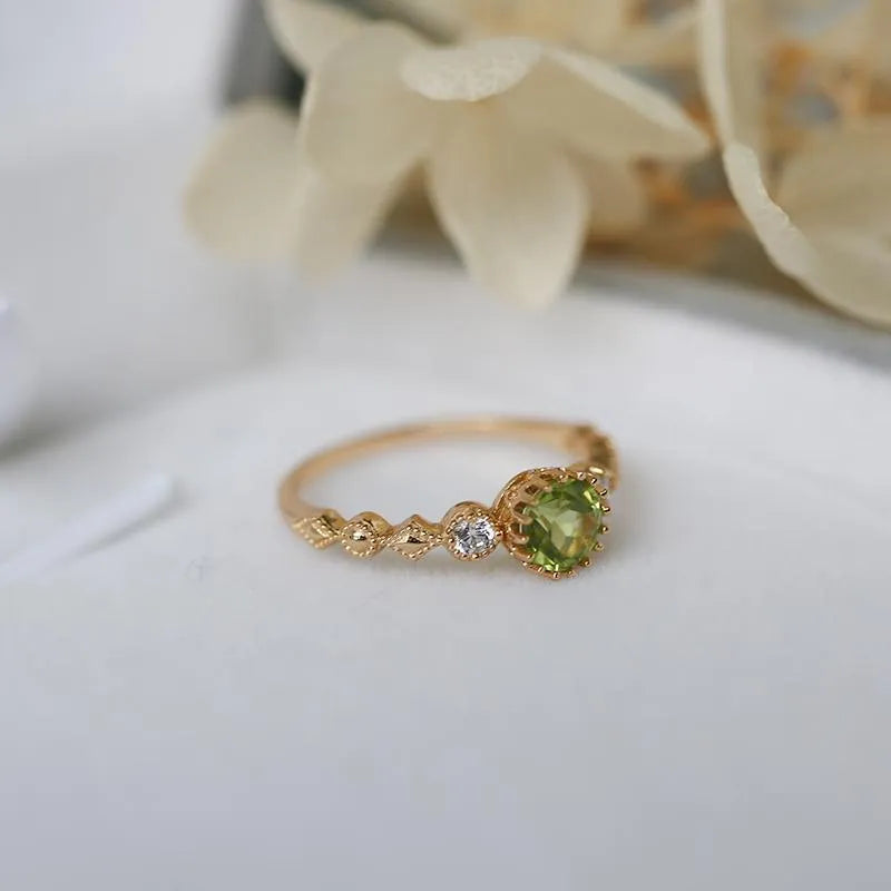 Copper geometric women's ring with imitation peridot crystal in Japanese retro style