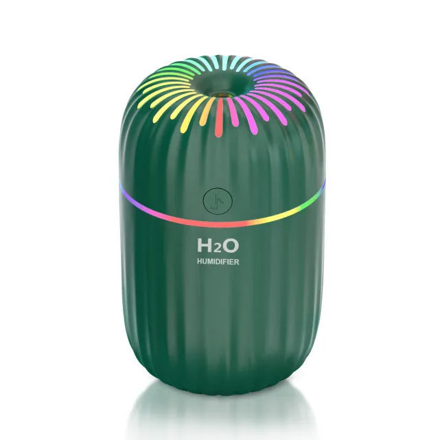 USB-powered mini car humidifier with animal design in green, pink or white colours