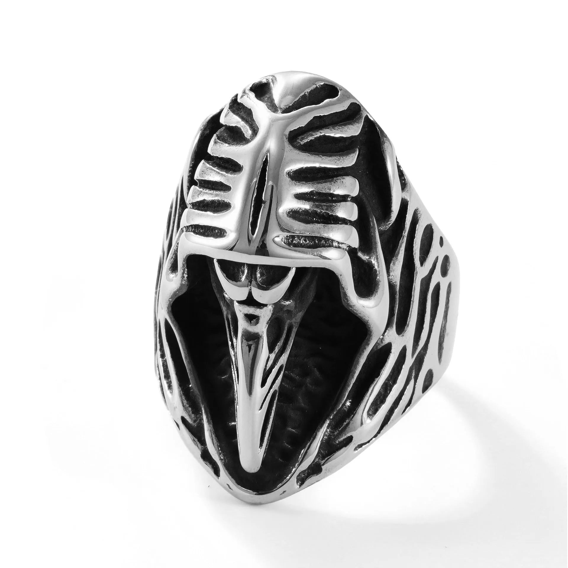 Crow geometric punk ring in titanium steel with retro MR166 colour, sizes 18-22