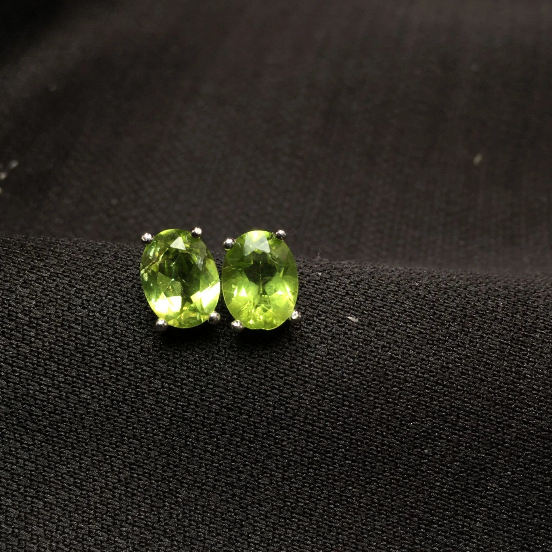 Grass green natural olivine faceted stud earrings in S925 silver setting