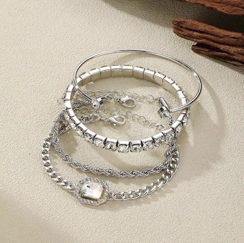 Women's geometric retro alloy bracelet set of four pieces with square diamond designs
