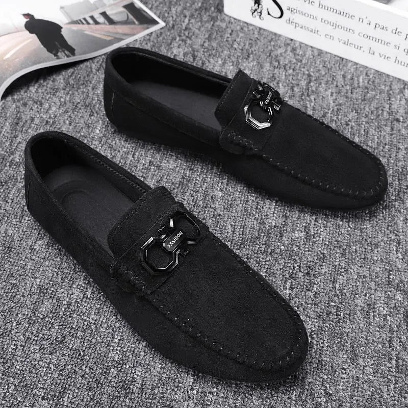 Men's black and grey breathable suede casual shoes with rubber sole for summer.