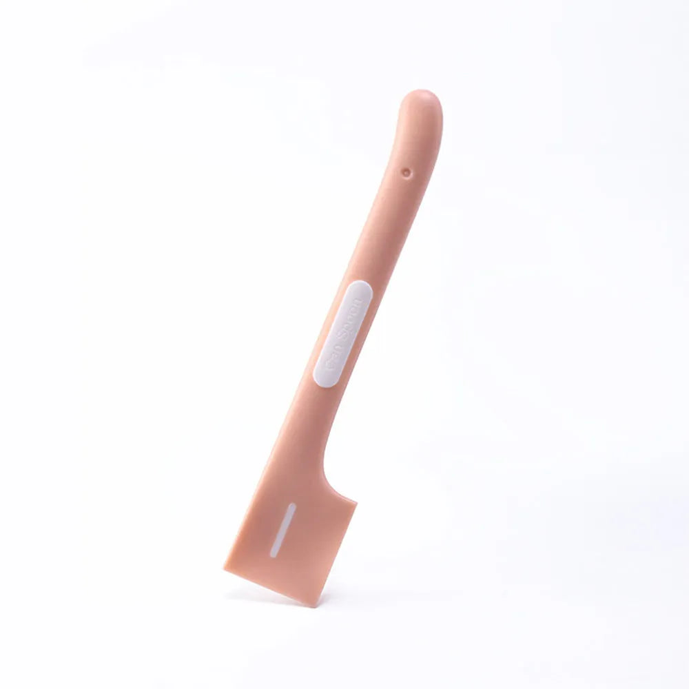 Long-handled green pet food spoon for canned wet food with angled scraper design