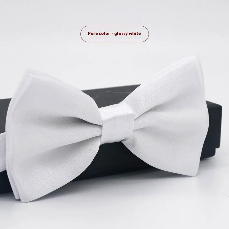 Men's solid colour formal bow tie in flat head style showing 12x6cm dimensions