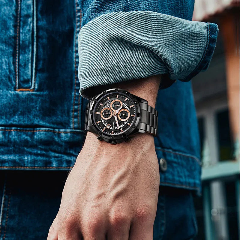 Men's luminous waterproof quartz watch with a steel bracelet in a casual style.