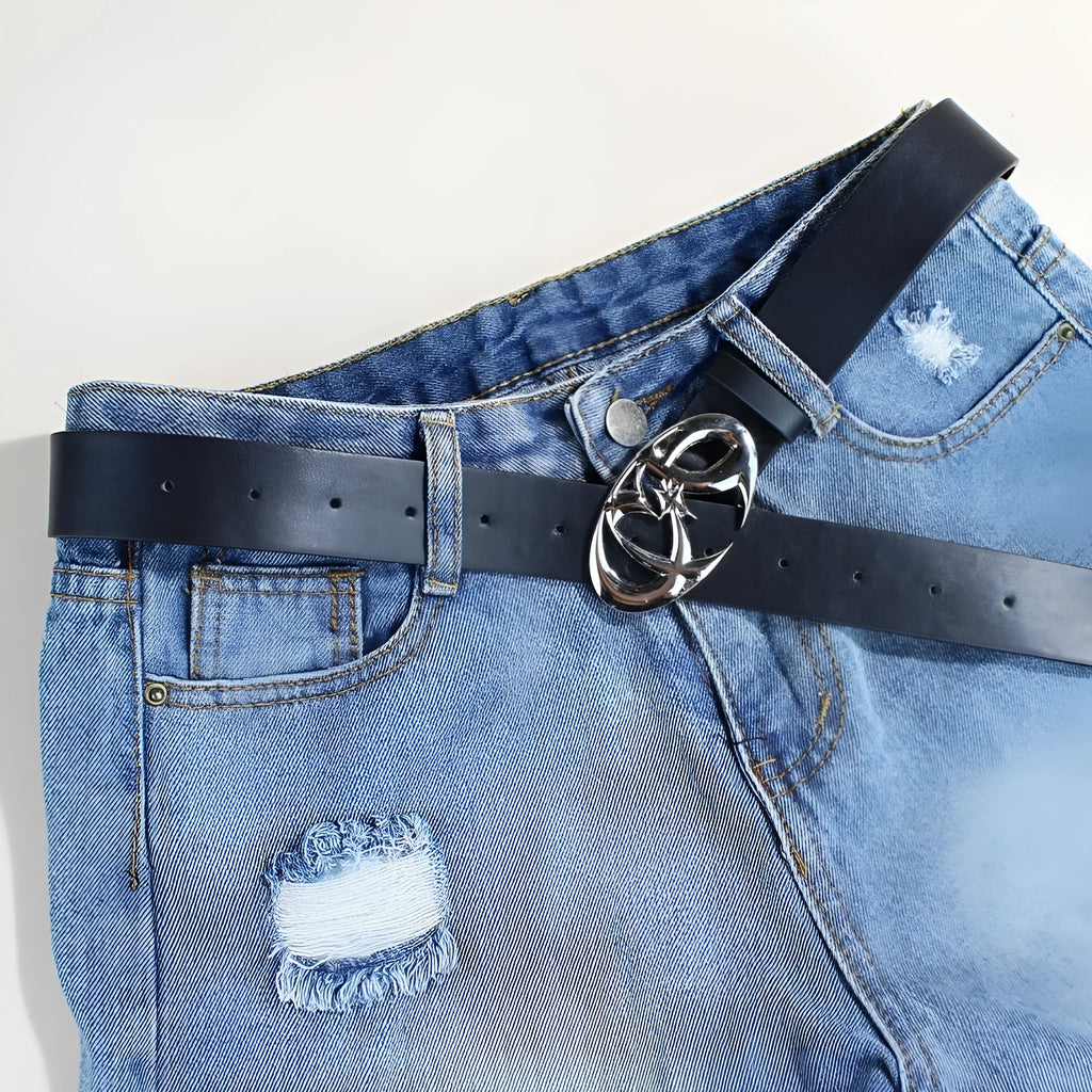Silver buckle on a 105cm long, 3.3cm wide PU leather casual belt.
