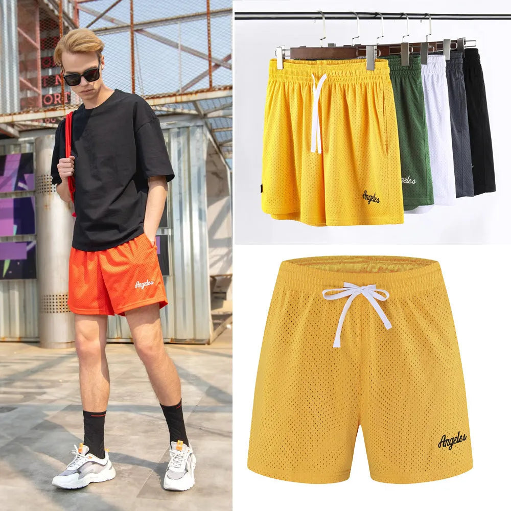 Men's double-layer mesh sports shorts in various colours on a size chart background.