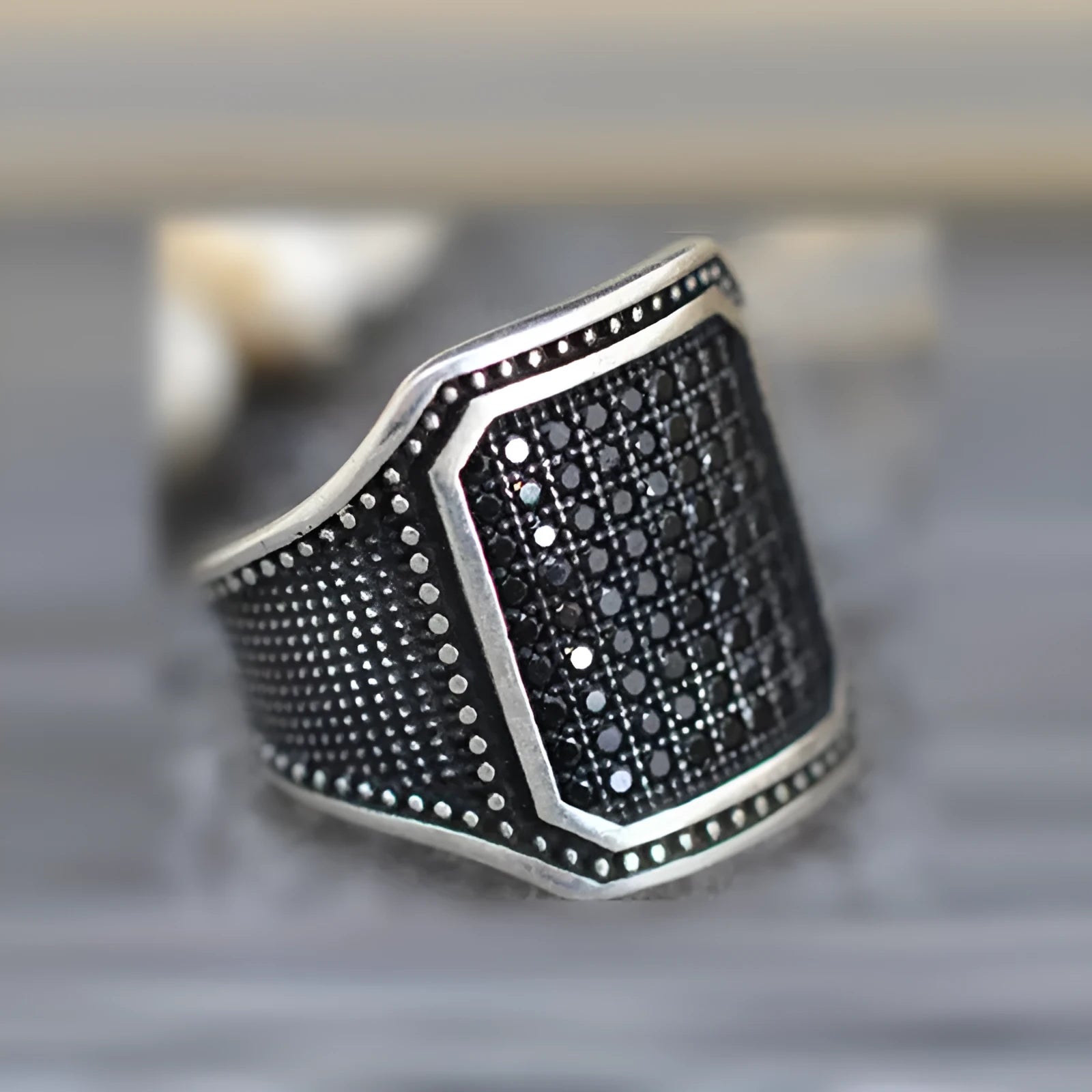 Black alloy ring with copper inlay and zircon stone accents in European American style