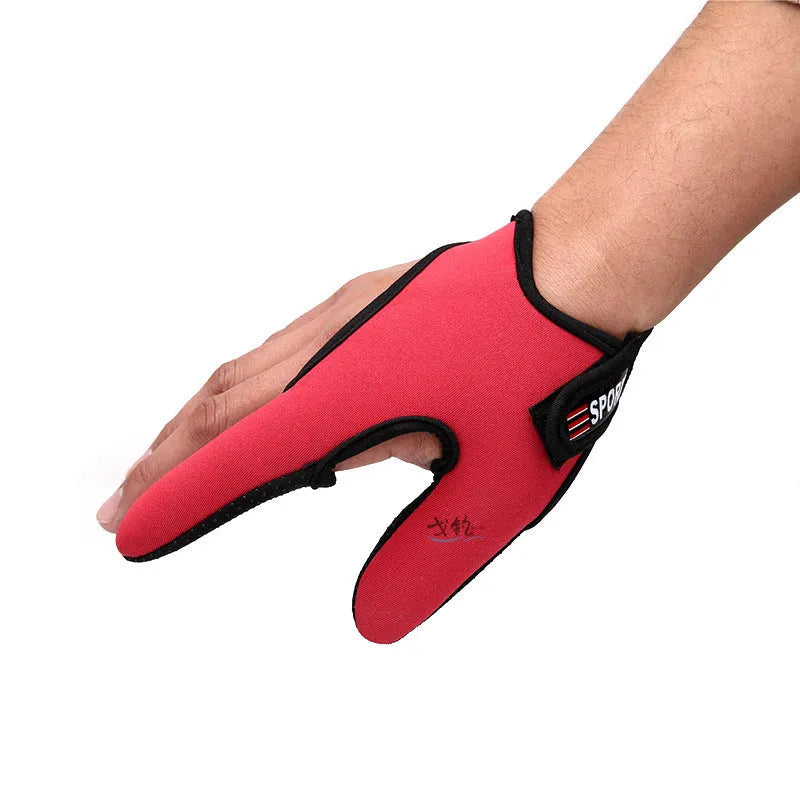 Two finger fishing glove for lure fishing with microfiber palm and diving cloth back in camouflage colour