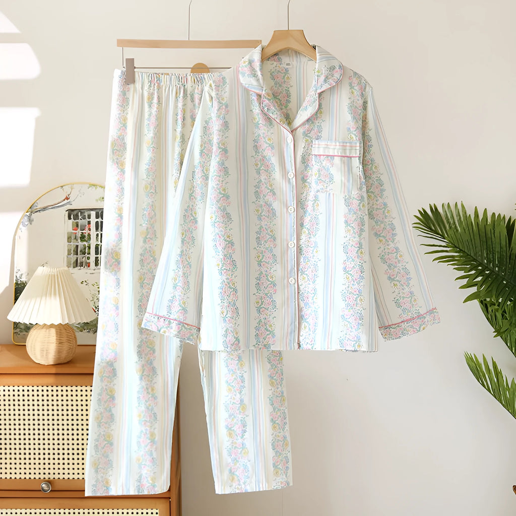 Women's cotton double-layer gauze pyjama set with long sleeves and trousers in colour stripes pattern