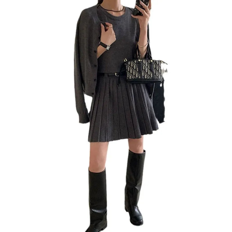 Women's grey Art Retro knitted vest skirt and long-sleeved cardigan set with pleating detail