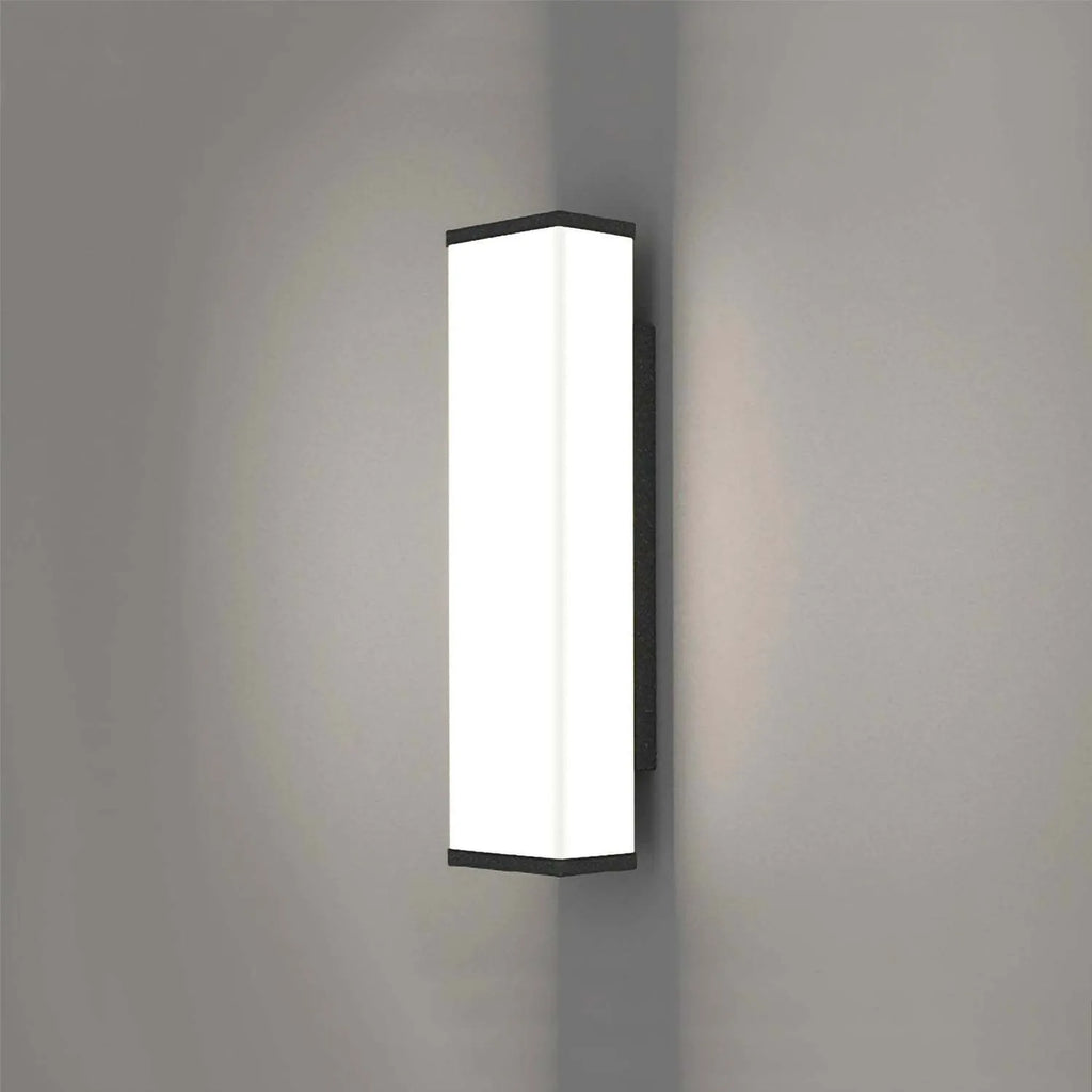 60cm stainless steel outdoor wall light with LED illumination and IP65 waterproof rating
