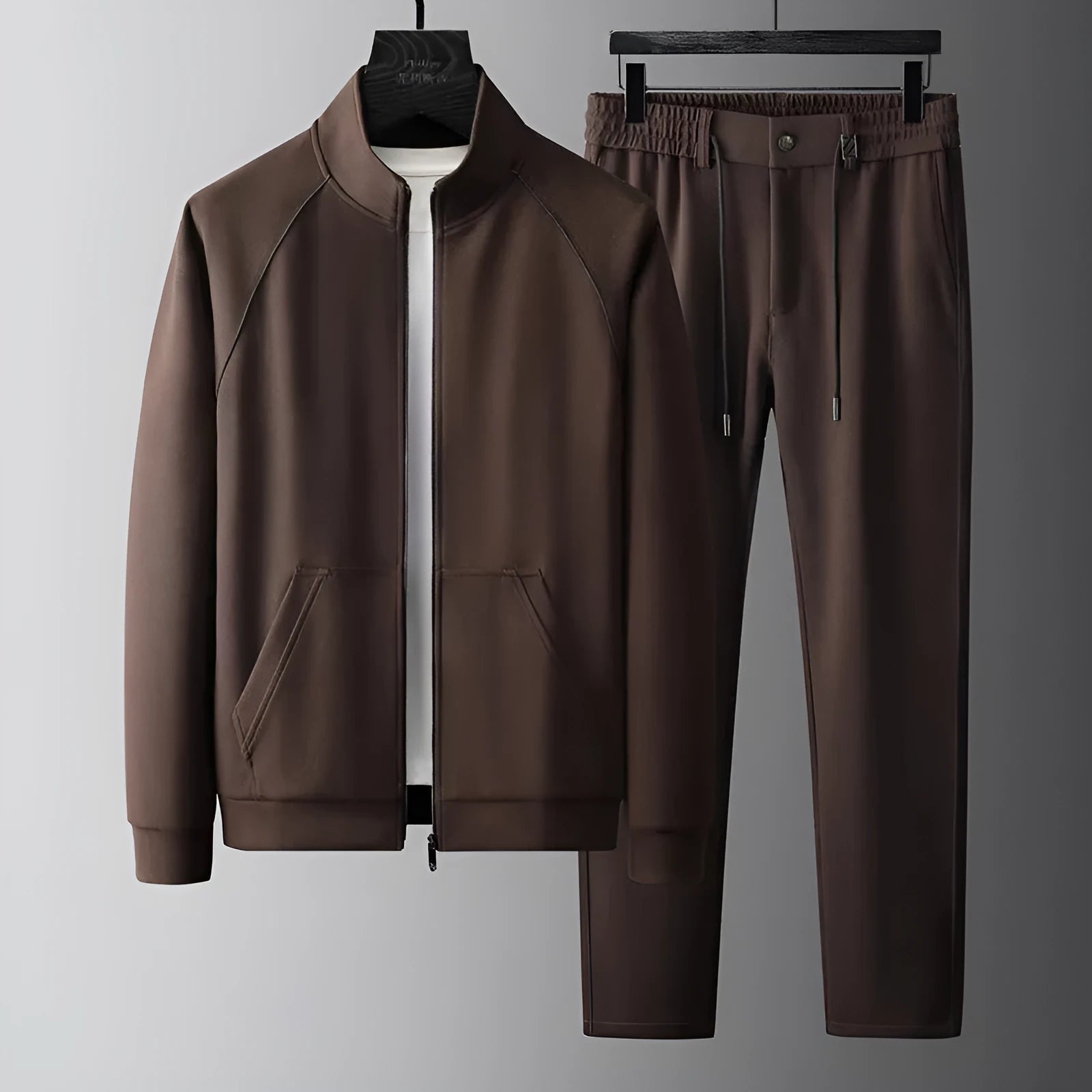 Men's stand collar sports suit in polyvinyl alcohol fibre with slim fit and long sleeves