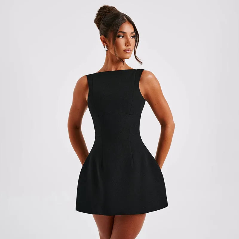 Slim-fitting backless summer dress in sleeveless short design with high waist